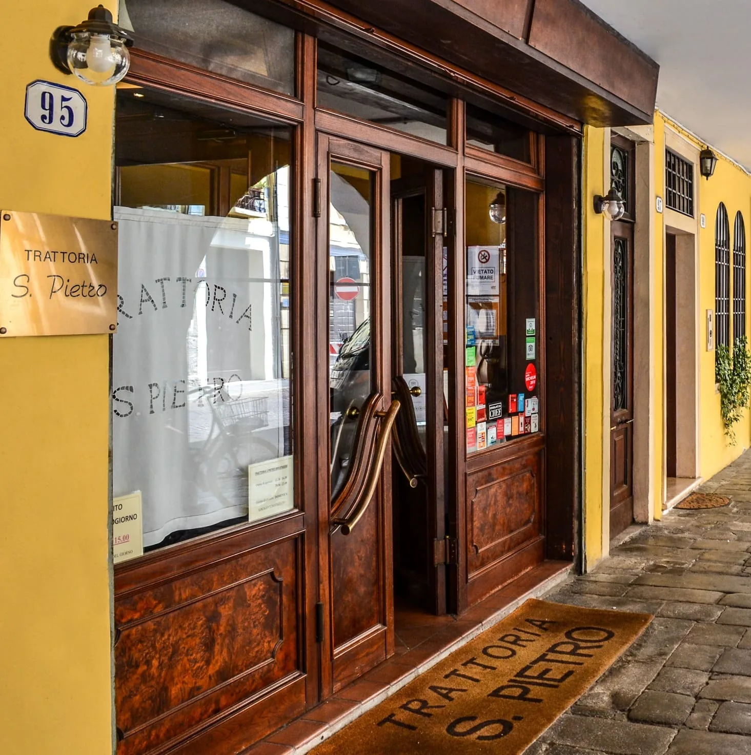 Trattoria San Pietro Padova - Via San Pietro, 95